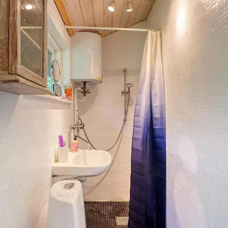 Xvi Hotel 3*